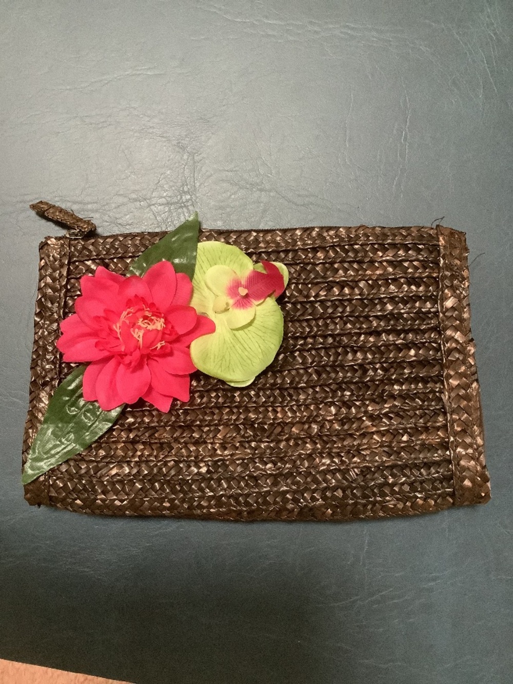 Clutch bag. Brown with flowers